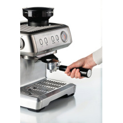 Espresso-maskin i metall, med kvarn
